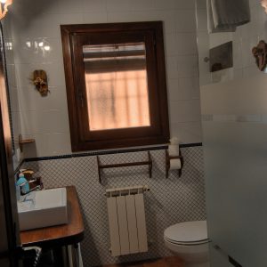 Baño habitación Zamarra